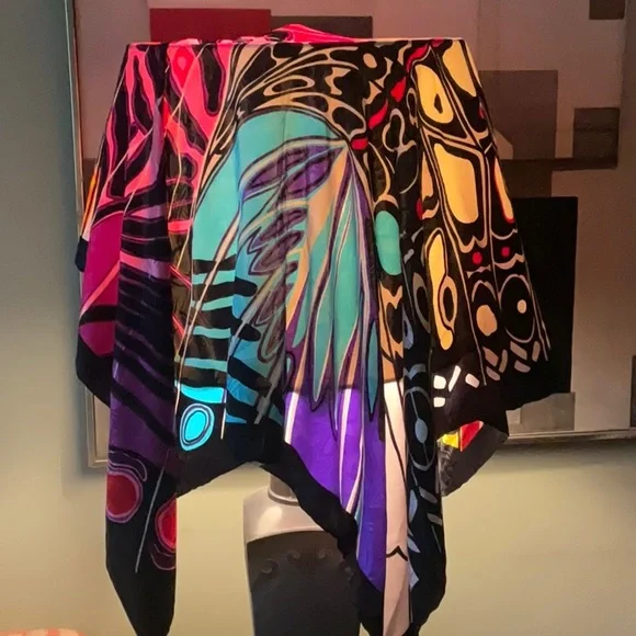 Diane Freis silk scarf - Picture 5 of 5